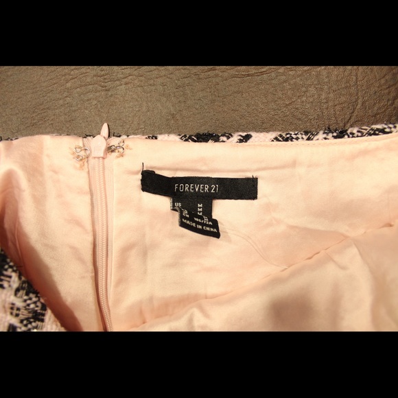 Forever 21 skirt - Picture 2 of 2